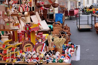 Gunduliceva Poljana Market