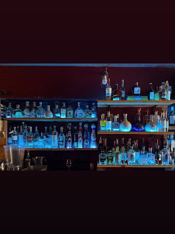 Brix & Craft, Craft Cocktails Wine & Artisan Pizza by null