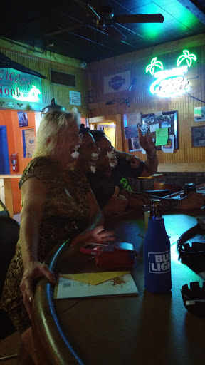 Gator Lounge & Package Gallery - United States
