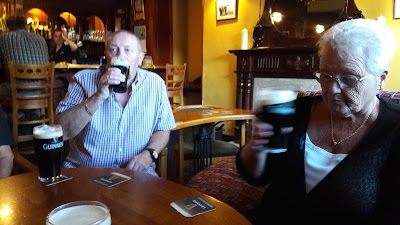 Photos of Minnies Lounge Bar