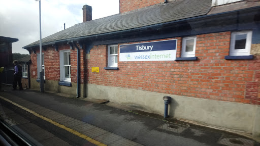 Tisbury - Visual