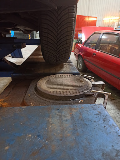 Modlen Garage - Visual