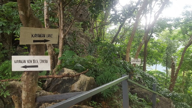 Kayangan Lake