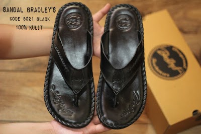 shoe-store