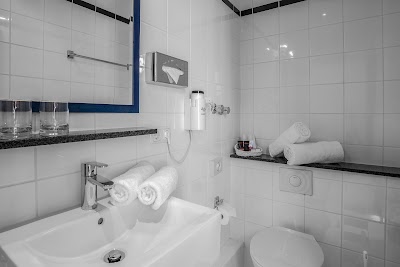 Photos of Comfort Hotel Frankfurt Central Station