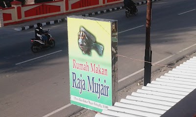 Photos of Raja Mujair