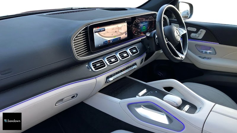 Mercedes-Benz of Hindhead photo 2