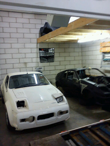 Qdos Cars (GRP) - United Kingdom
