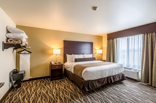 Cobblestone Hotel & Suites - Stevens Point - Thumbnail