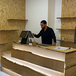 Photo n°9 de Purple Store Alésia - Boutique CBD Paris 14 à Paris (Boutique de cigarettes électroniques)