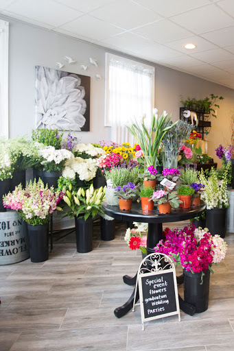 Post Road Flowers Gallery - United States