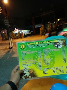 Nasi Kuning Ambon / Condet, Author: Riski Rahmani