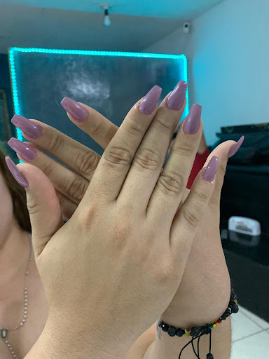 Amelyn Vera Studio - Thumbnail
