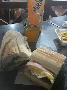 Sandwichería Kuky, Author: Rosamel Vergara