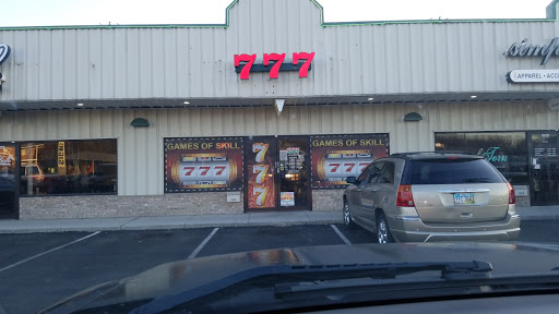 7777 - Visual