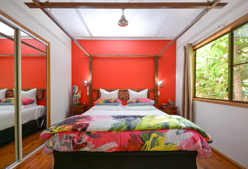 Crater Lakes Rainforest Cottages - Thumbnail