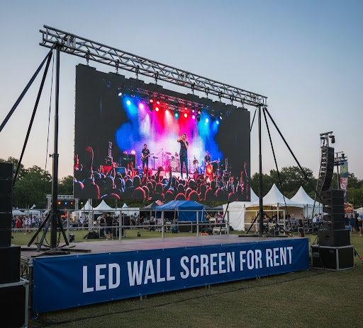 Looking to make a massive impact at your next event? Whether it’s a high-profile corporate confer… post image