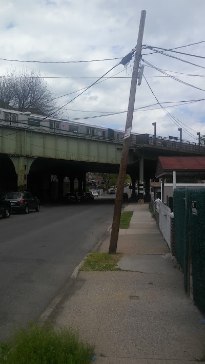 Morris Park Station