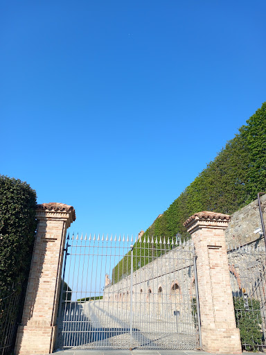 Parcheggio libero Guarene