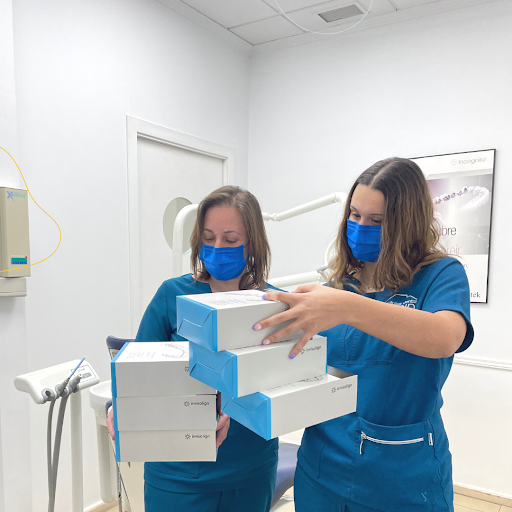 CLINICA DENTAL EL CID S.L. - Thumbnail