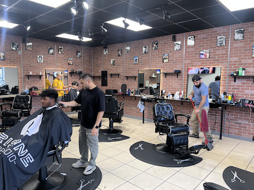 PRISTINE BARBER STUDIO - Visual