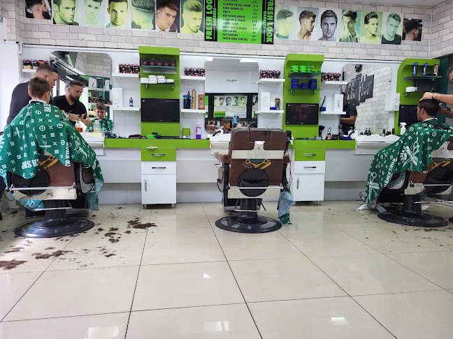 Fresh Look Barbers