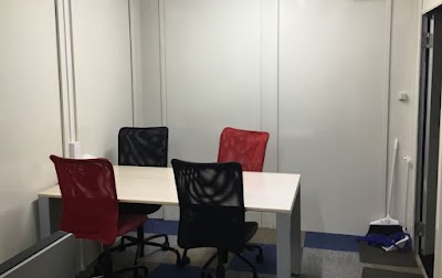 ＫＢモーターズ