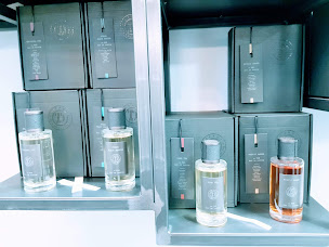 Photo n°4 de Les ciseaux de Sabrina à Le Molay-Littry (Salon de coiffure)