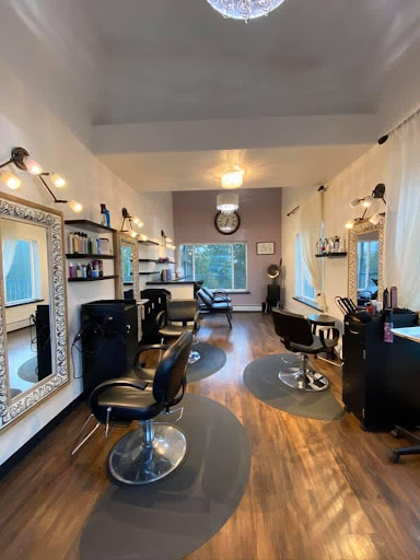Arctic Wildflower Salon - Thumbnail