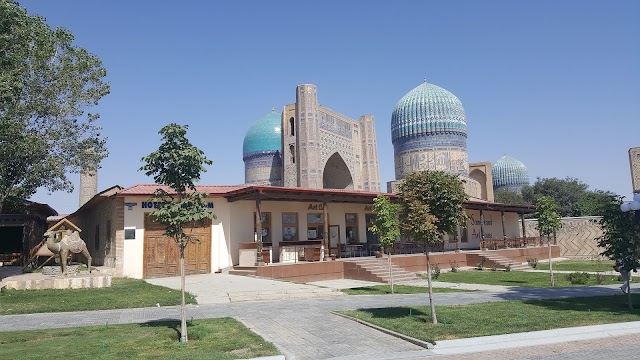 Bibi-Khanym Mosque