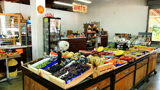 S.A.S LE STAND fruits et boissons