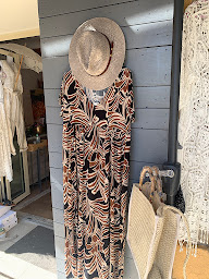 Photo n°32 de L' ARMOIRE DE LO à Moustiers-Sainte-Marie (Magasin de vêtements pour femmes)