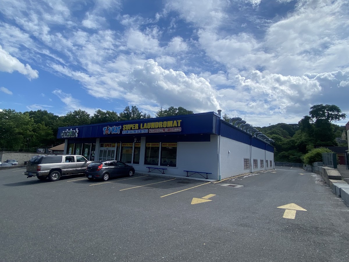 TopKat Super Laundromat facility with washing machines in Waterbury