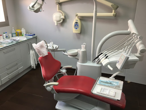 Clinica Dental Antònia Puigserver - Thumbnail