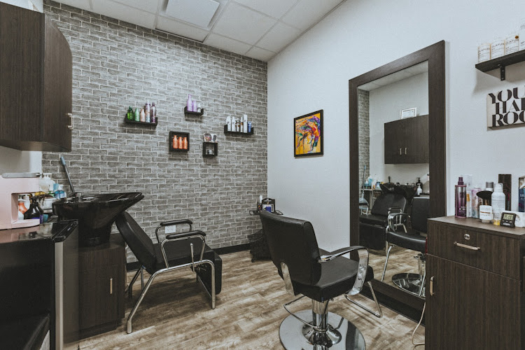 Phenix Salon Suites interior view