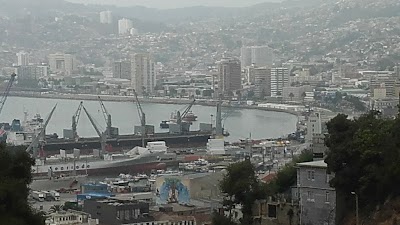 Photos of Almacen y Botilleria Naval