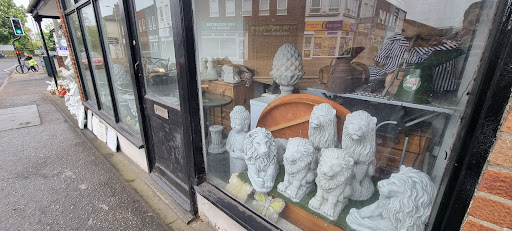 Foxes Garden & Furniture Shop