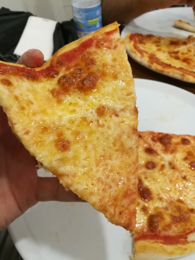 Hela Pizza & Kebab