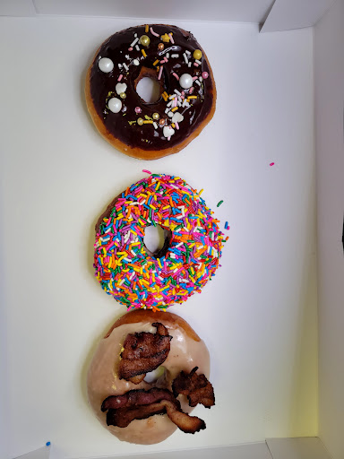 Tay's Donuts - Thumbnail