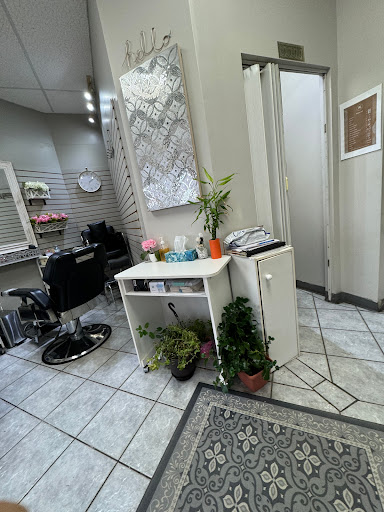 Rana & Erum Beauty Parlour Gallery - Canada