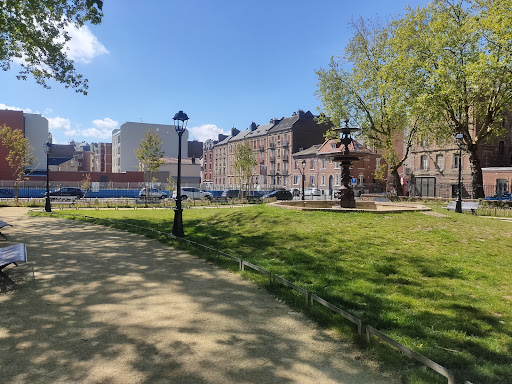Square Holker - Visual