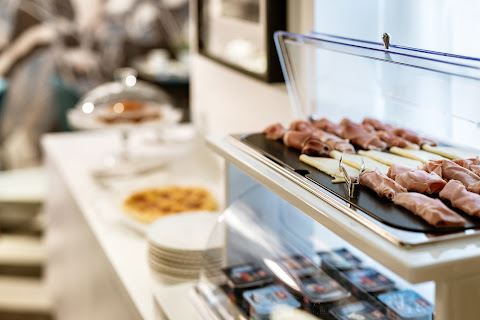 Birkin Marina by null