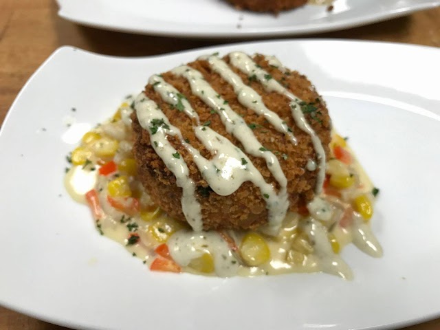 Tom's Oyster Bar