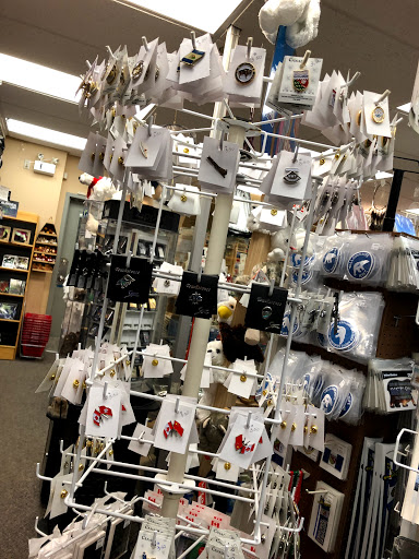 Northern Souvenirs & Gifts - Thumbnail
