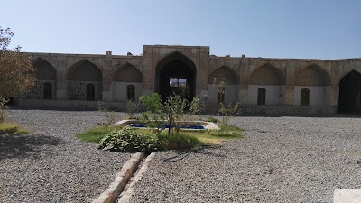 Photos of Qasr-e Bahram Caravanserai