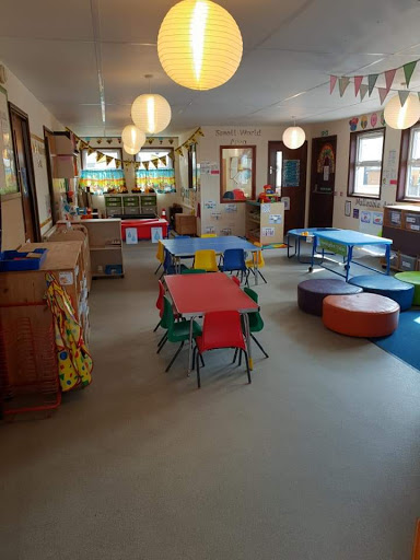 2 to school pre-school - Thumbnail