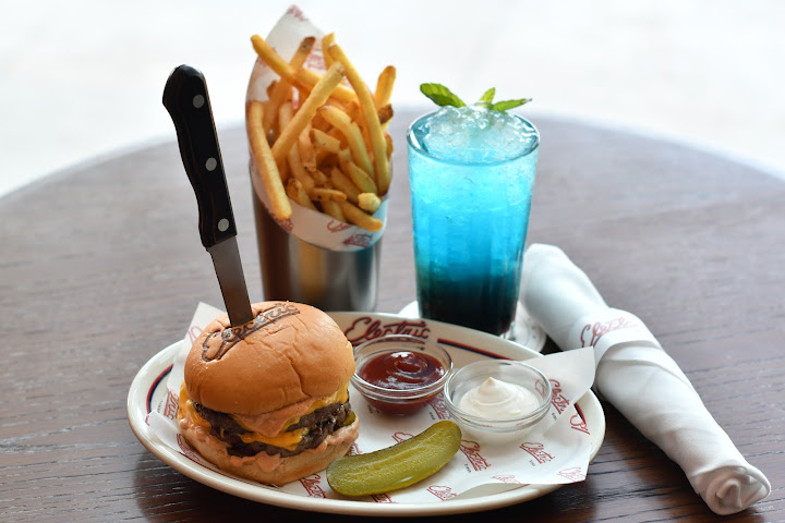 Electric Diner by null