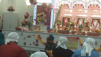 Sheetal Dham (Shri Paramhans Advait Mat Hindu Temple)