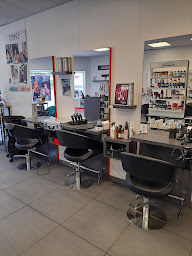 Photo n°15 de SWAGG COIFFURE à Pont-Saint-Esprit (Magasin de produits de beauté)