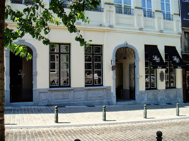 Le Dixseptieme by null